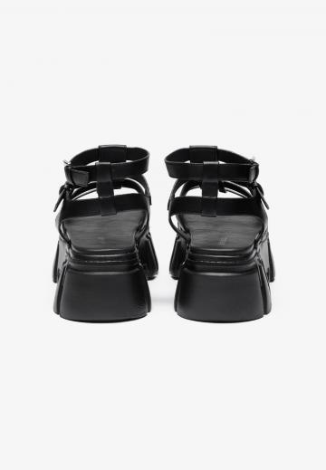 Босоножки на платформе