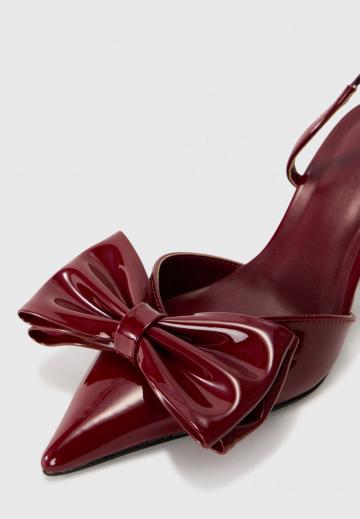 Туфли на высоком каблуке