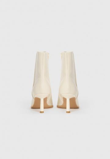 Высокие сапоги