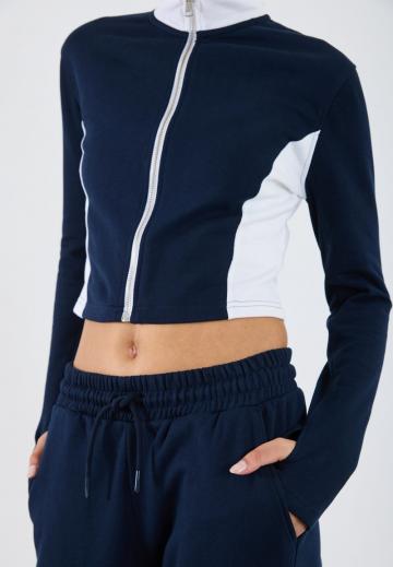 Спортивная куртка