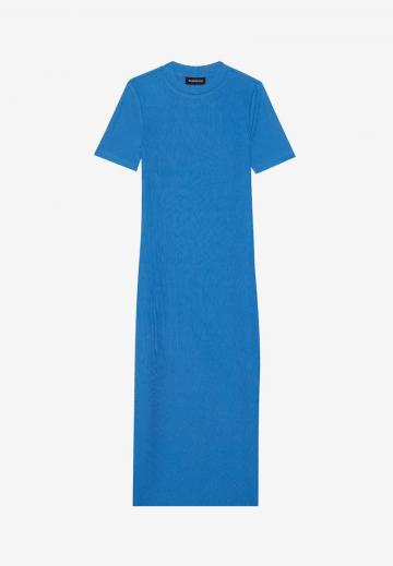 Вязаное платье