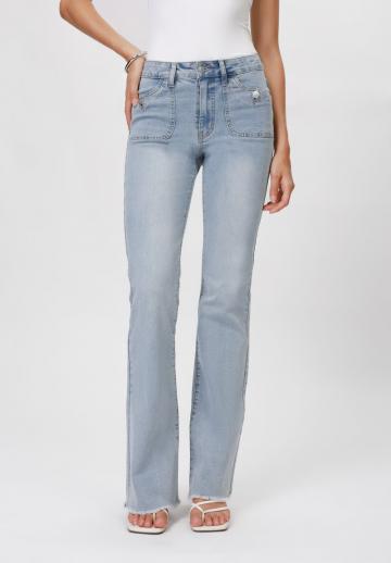 Клешеные джинсы