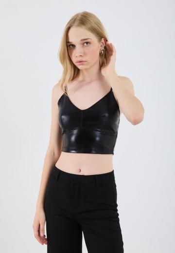 Топ на бретельках