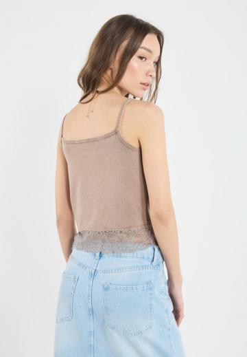 Топ на бретельках