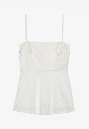 Топ на бретельках