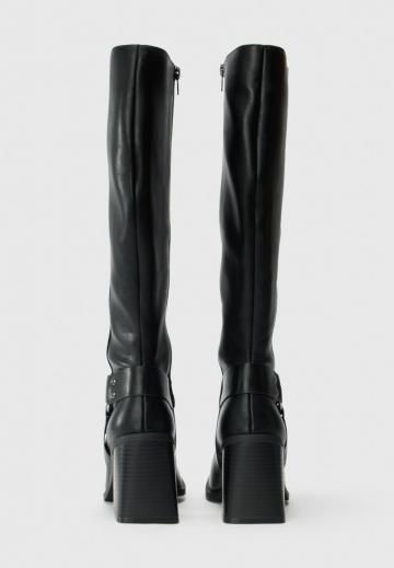 Широкие сапоги