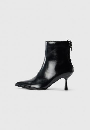 Широкие сапоги