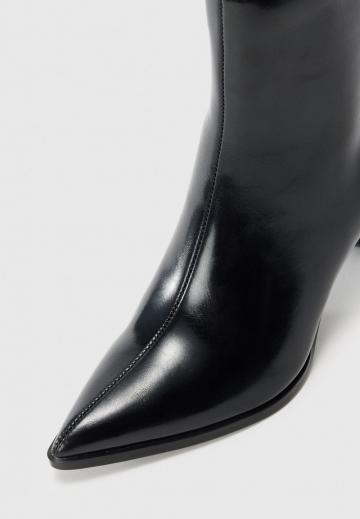 Широкие сапоги