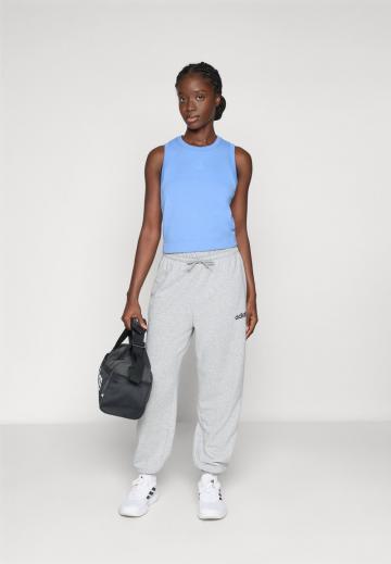 Спортивный топ