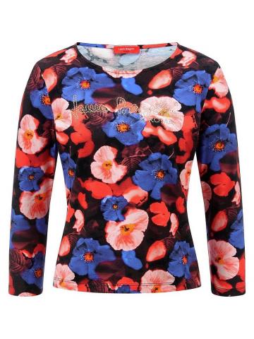 Кофта с круглым вырезом