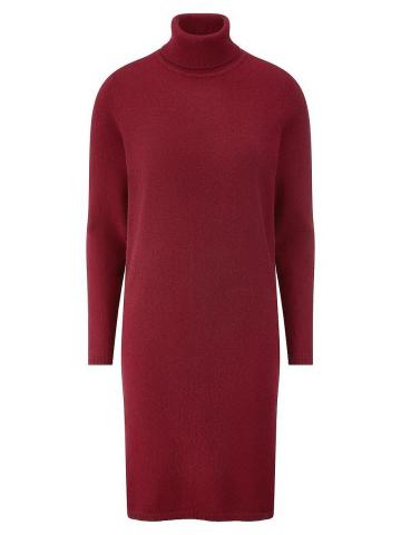 Вязаное платье