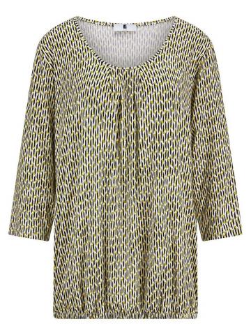 Кофта с круглым вырезом