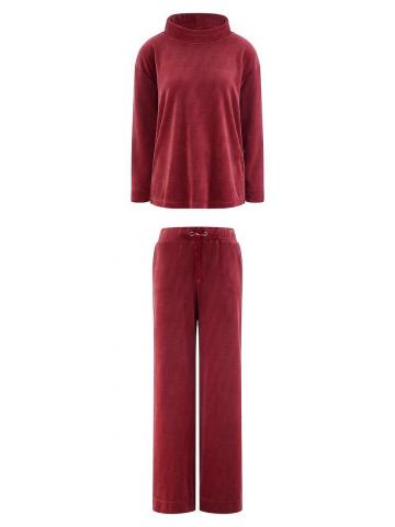 Домашний костюм