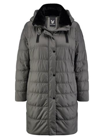 Стеганое пальто