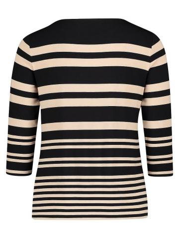 Кофта с круглым вырезом