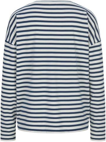 Кофта с круглым вырезом