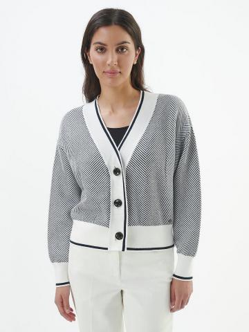 Вязаная кофта