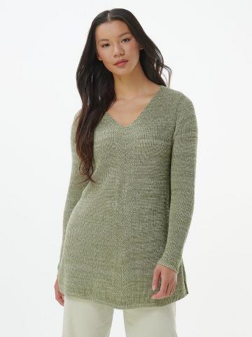 Пуловер с вырезом V