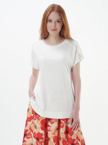 Кофта с круглым вырезом