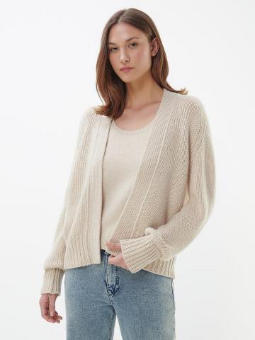 Вязаная кофта