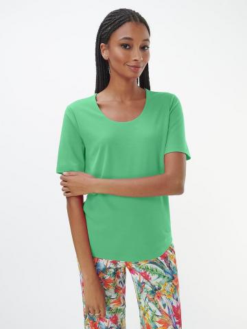 Кофта с круглым вырезом