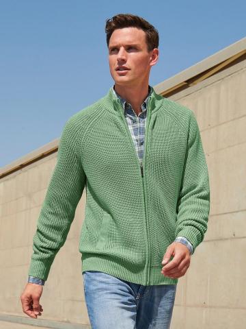 Вязаная кофта