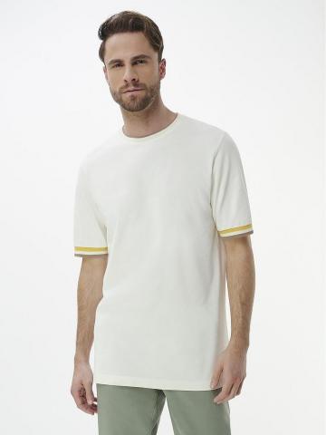 Кофта с круглым вырезом