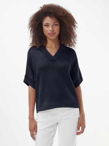 Пуловер с вырезом V