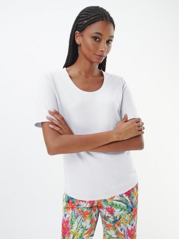 Кофта с круглым вырезом