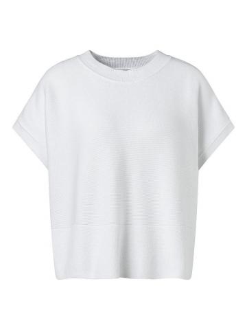 Пуловер с круглым вырезом