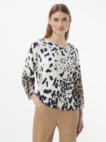 Пуловер с круглым вырезом