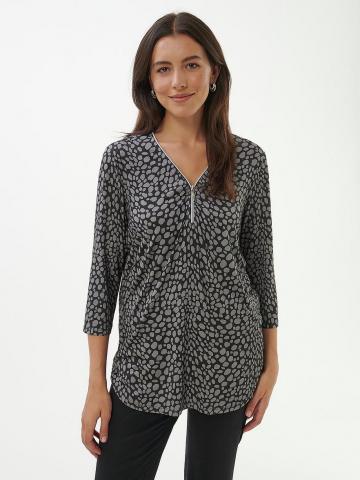 Кофта с вырезом V