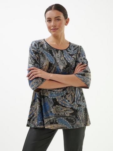 Кофта с круглым вырезом