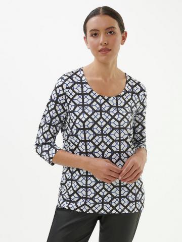 Кофта с круглым вырезом