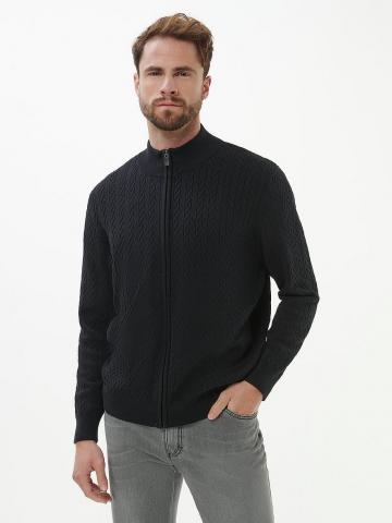 Вязаная кофта