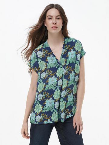 Блузка без рукавов