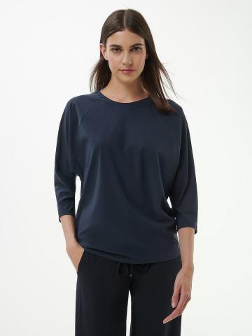 Кофта с круглым вырезом