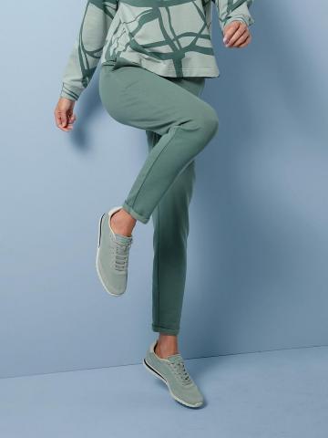 Спортивные штаны