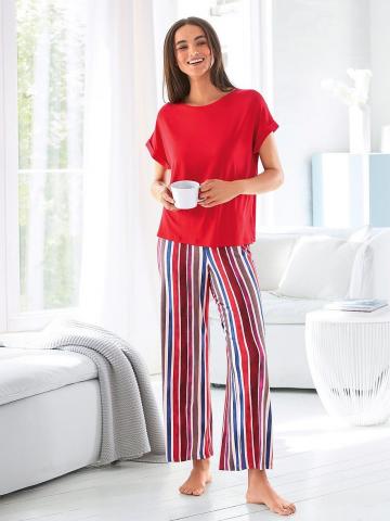 Кофта с круглым вырезом