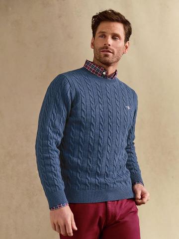 Пуловер с круглым вырезом