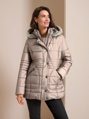 Стеганая куртка