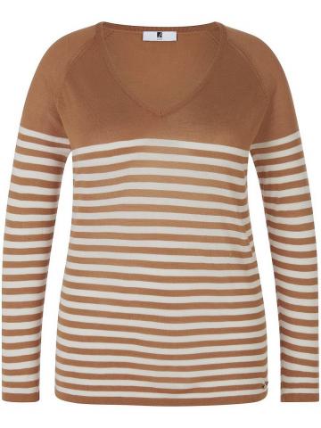 Пуловер с вырезом V