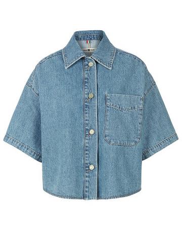 Джинсовая куртка