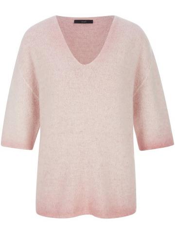 Пуловер с вырезом V