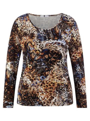 Кофта с круглым вырезом