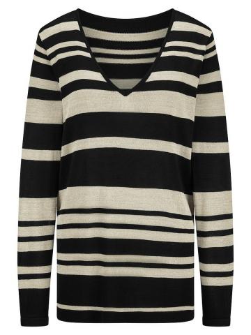 Пуловер с вырезом V