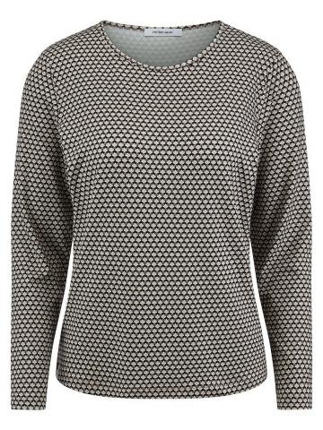 Кофта с круглым вырезом