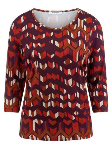 Кофта с круглым вырезом