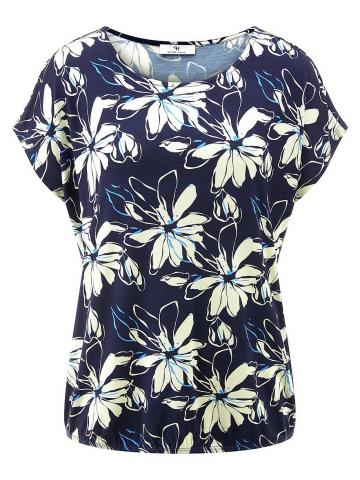 Кофта с круглым вырезом