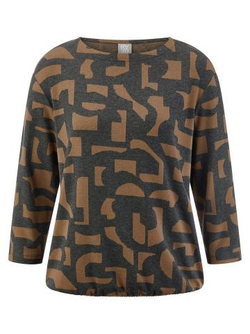 Кофта с круглым вырезом